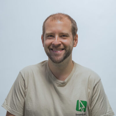 Kamil Kamil